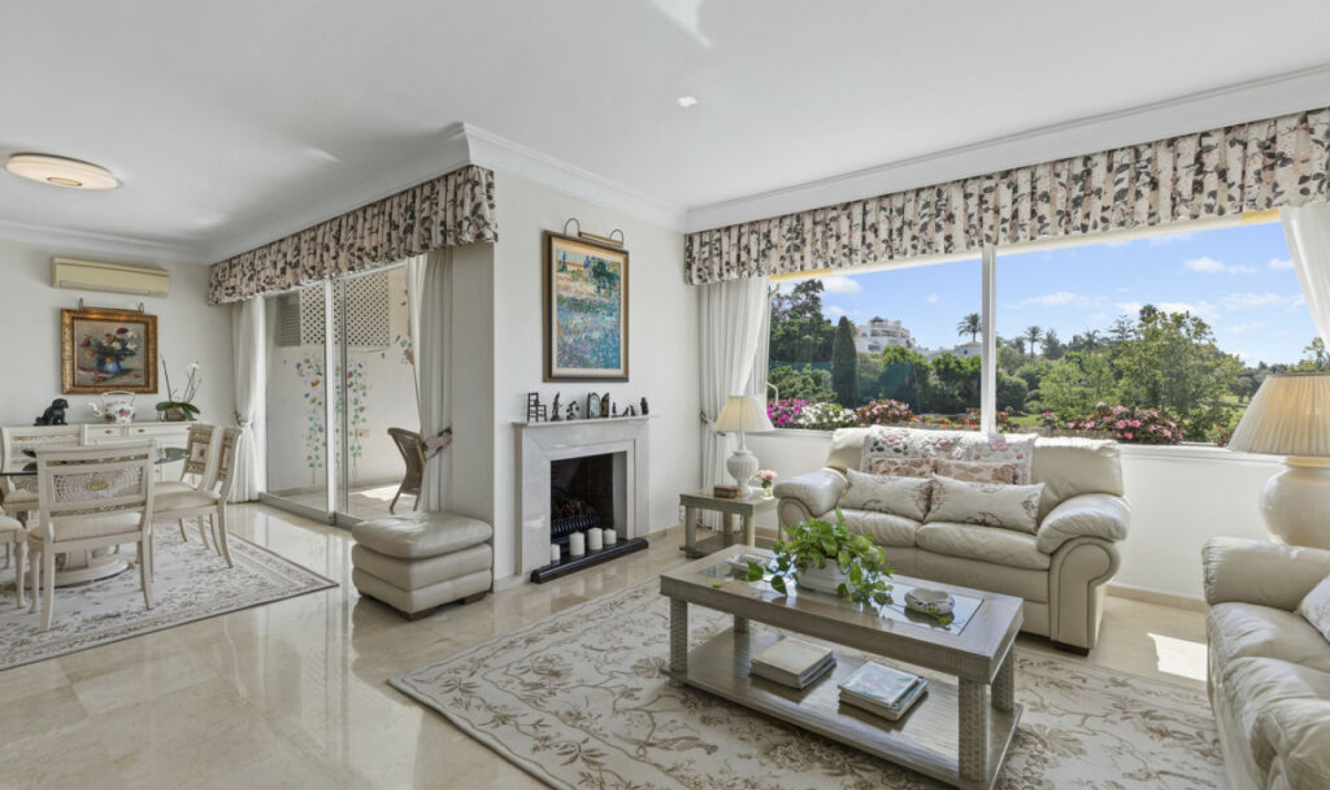 Další prodej - Apartment -
Guadalmina Alta