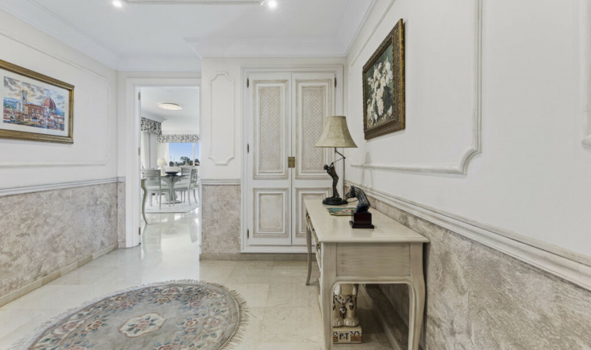 Další prodej - Apartment -
Guadalmina Alta