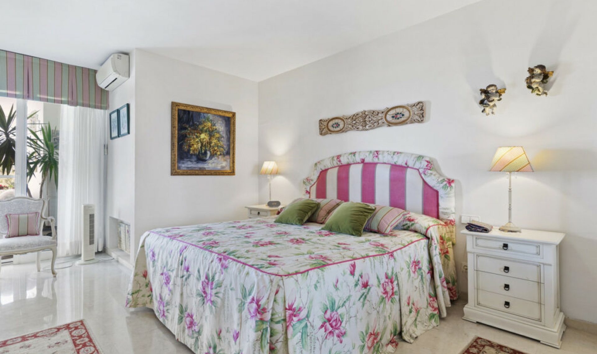 Další prodej - Apartment -
Guadalmina Alta