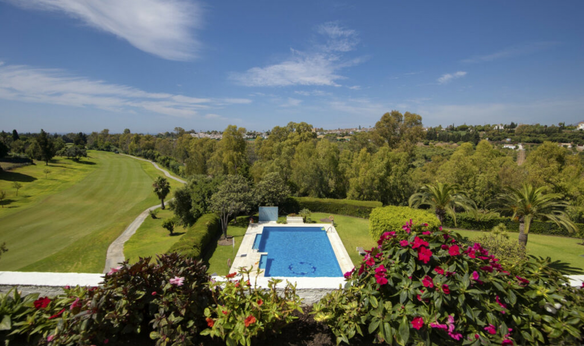 Další prodej - Apartment -
Guadalmina Alta