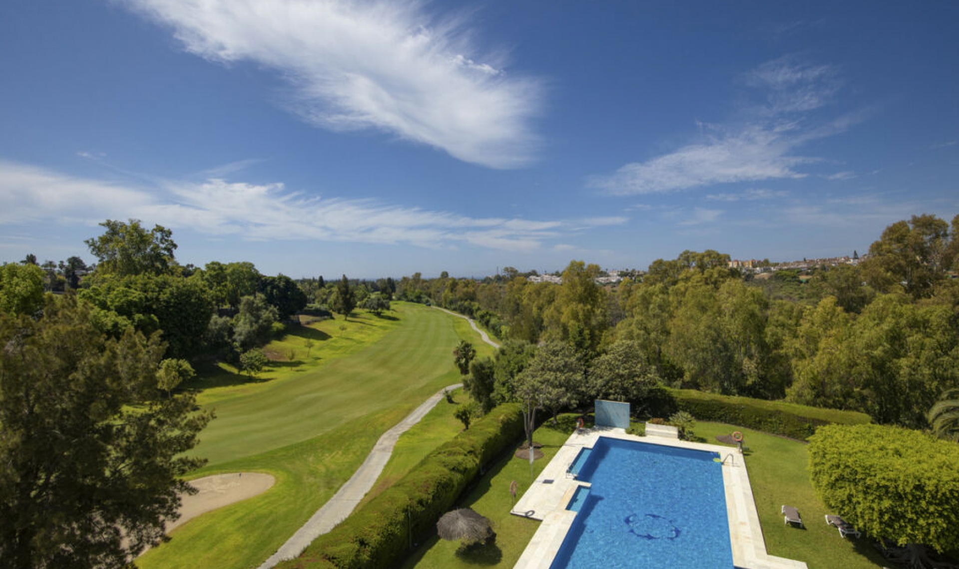 Další prodej - Apartment -
Guadalmina Alta