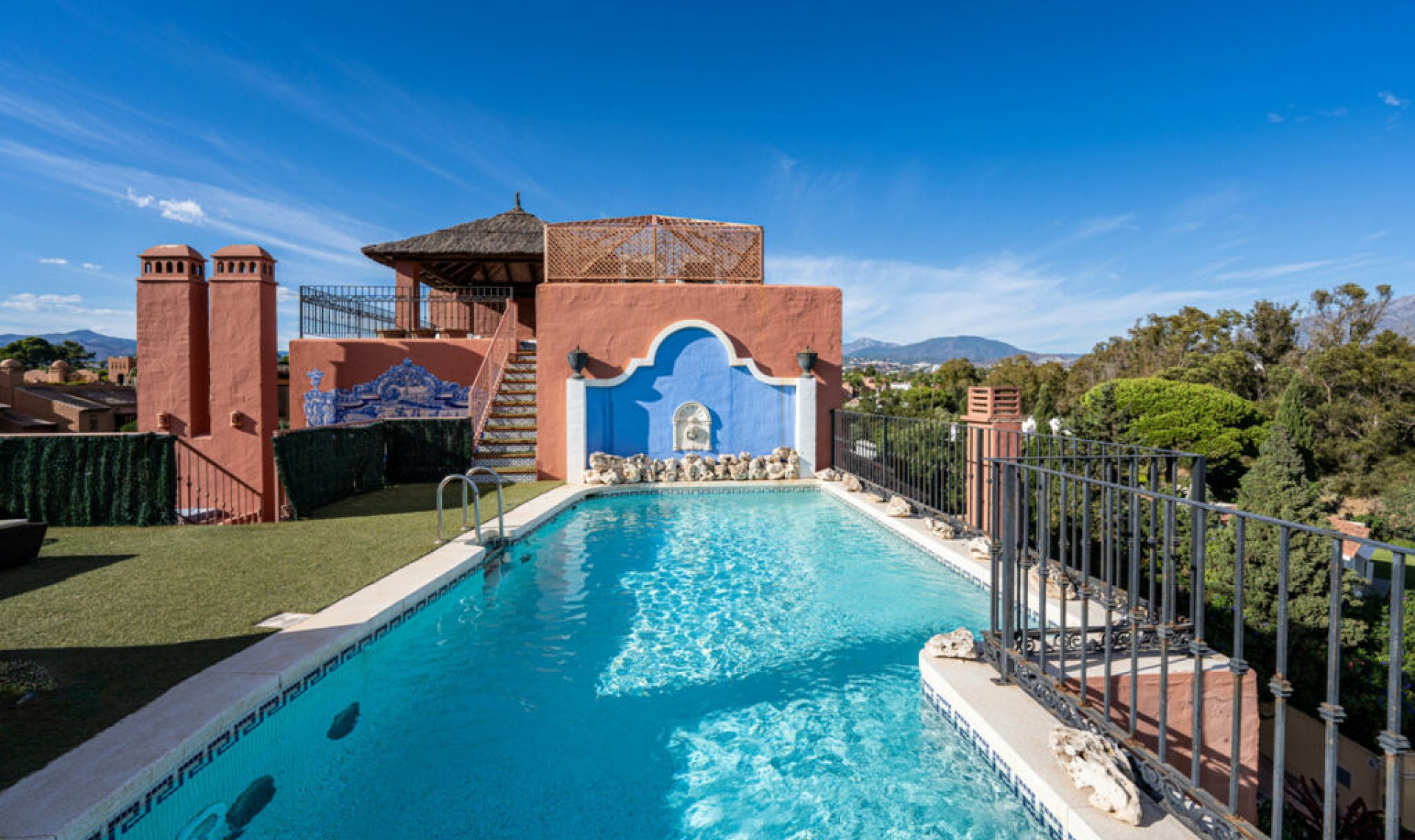 Další prodej - Apartment -
Guadalmina Baja