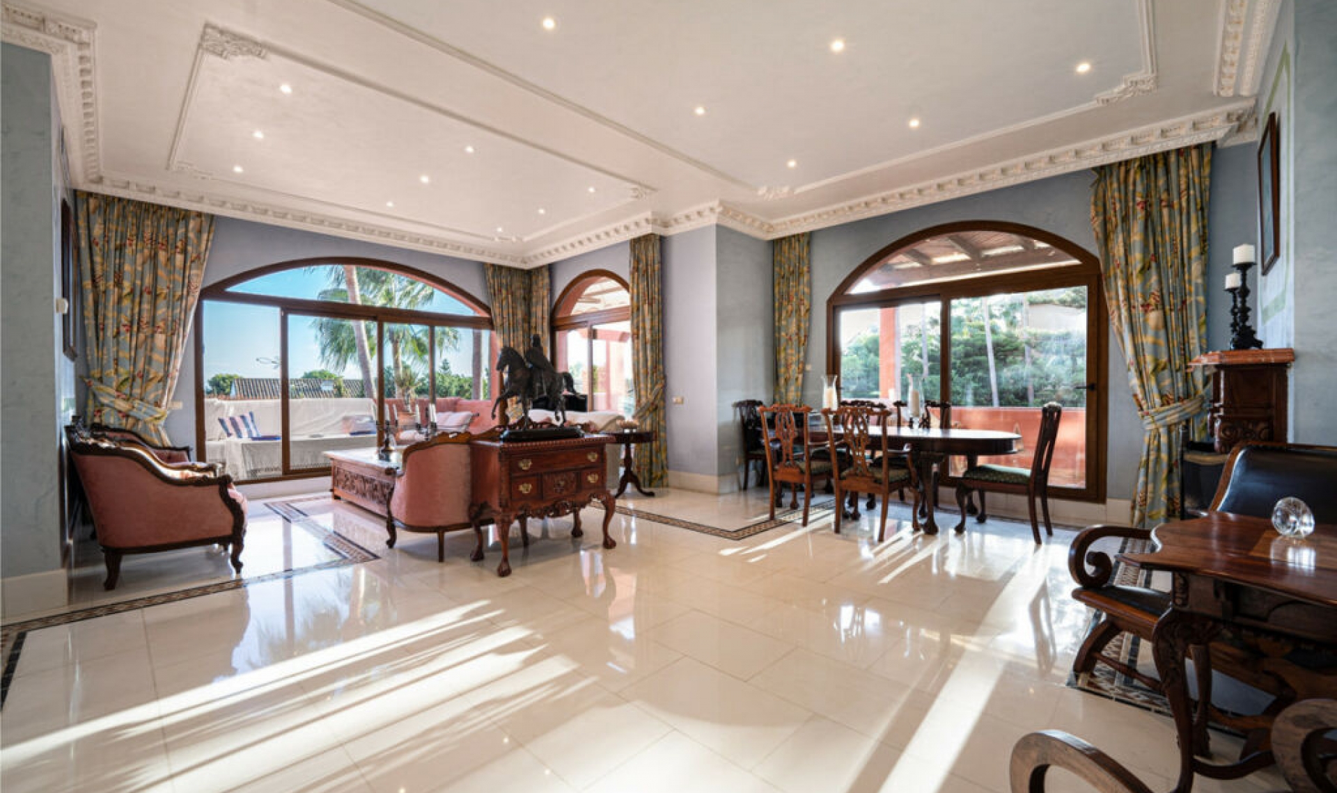 Další prodej - Apartment -
Guadalmina Baja