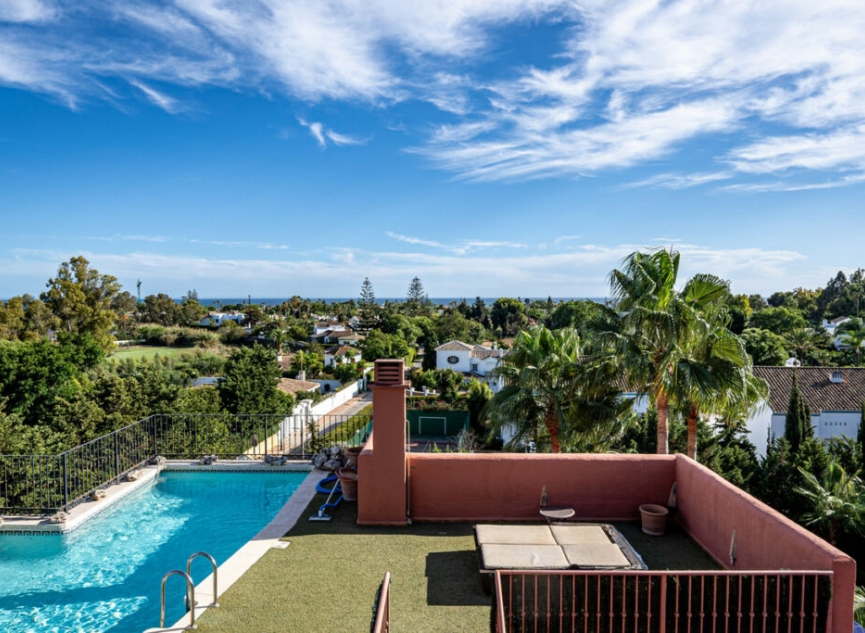 Další prodej - Apartment -
Guadalmina Baja