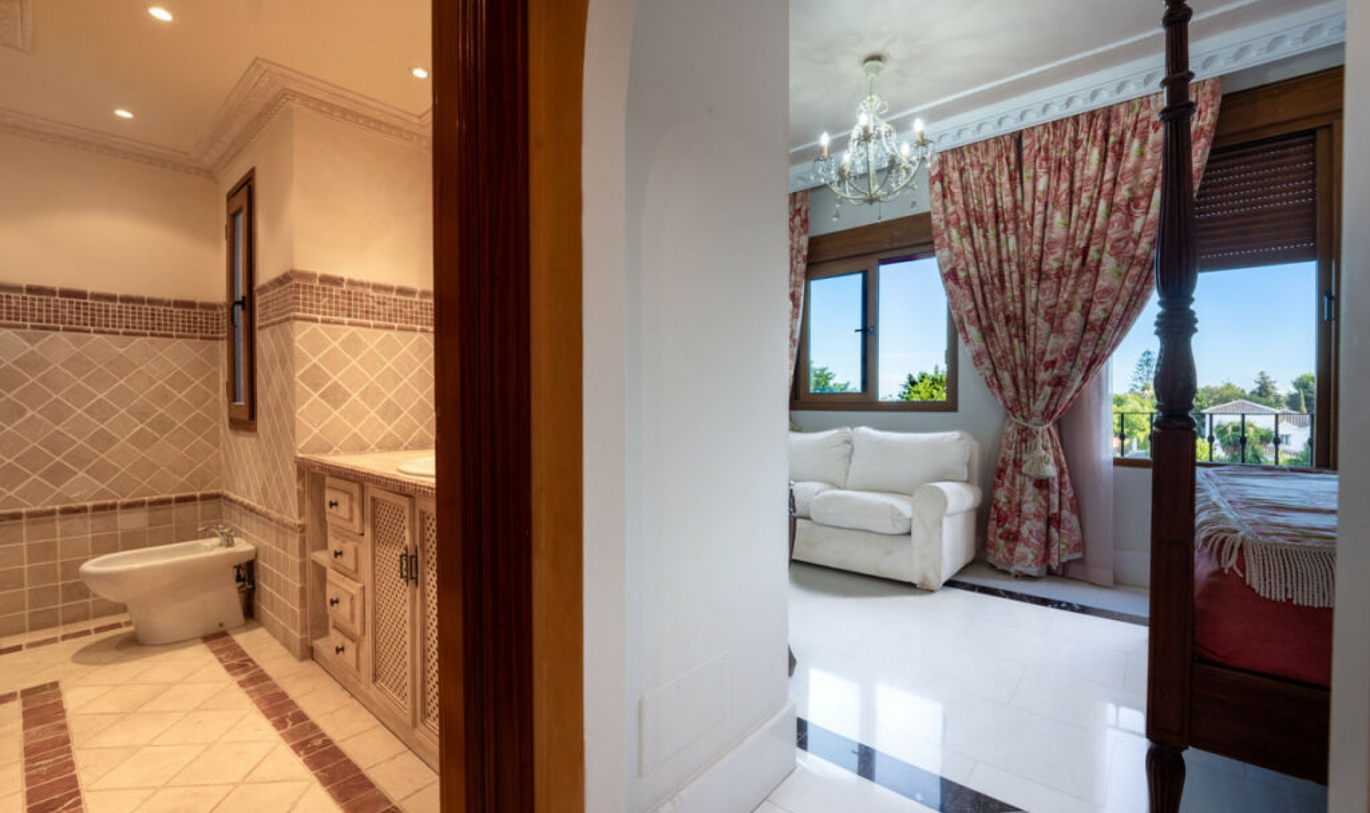 Další prodej - Apartment -
Guadalmina Baja