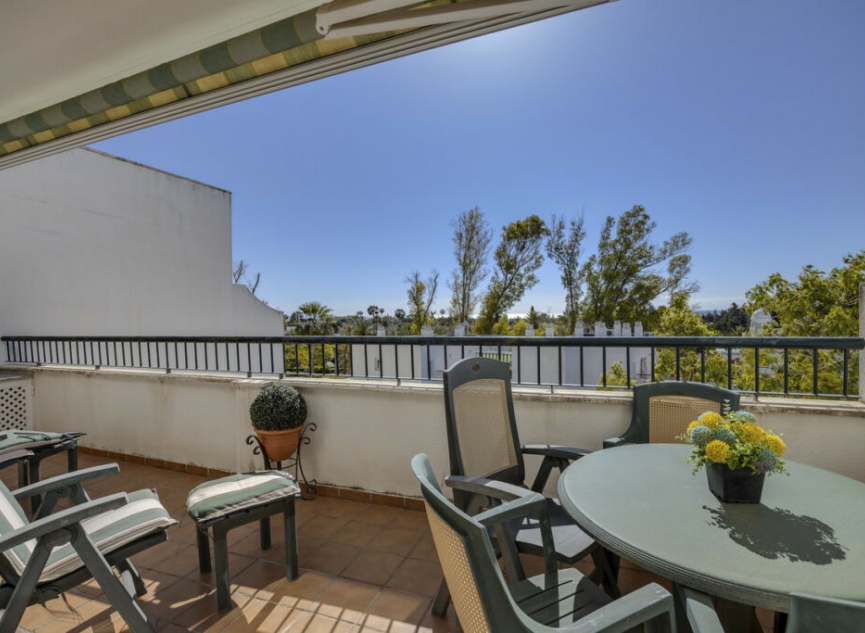 Další prodej - Apartment -
Guadalmina Baja