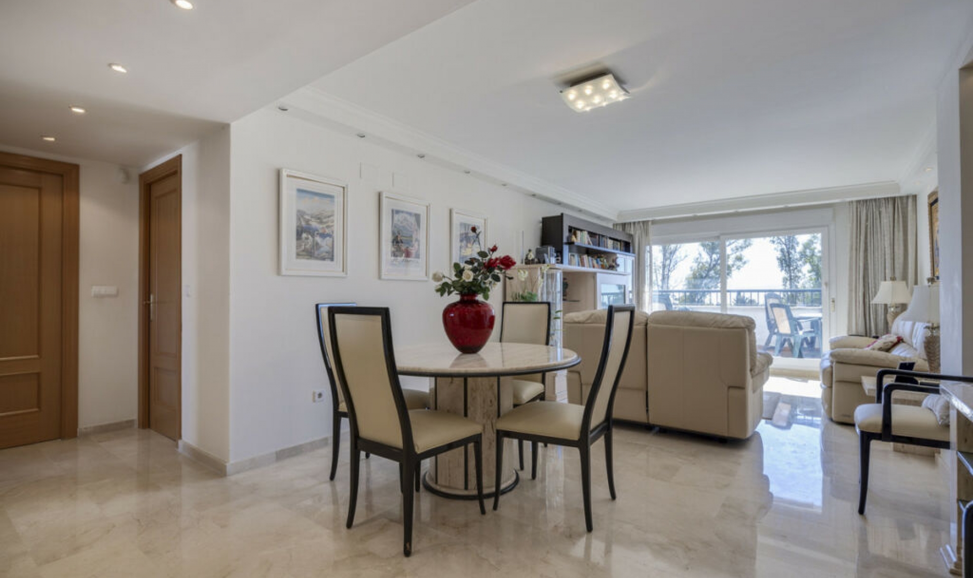 Další prodej - Apartment -
Guadalmina Baja