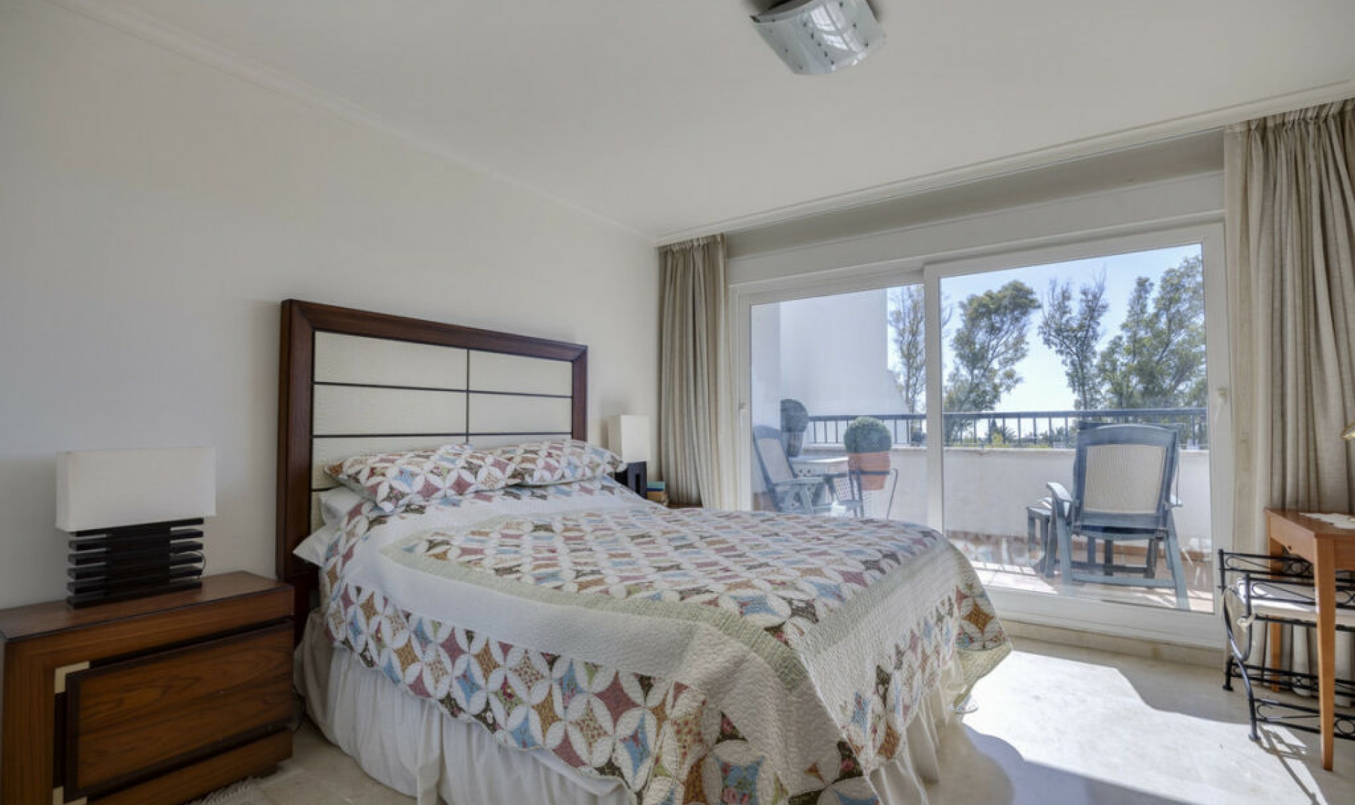 Další prodej - Apartment -
Guadalmina Baja
