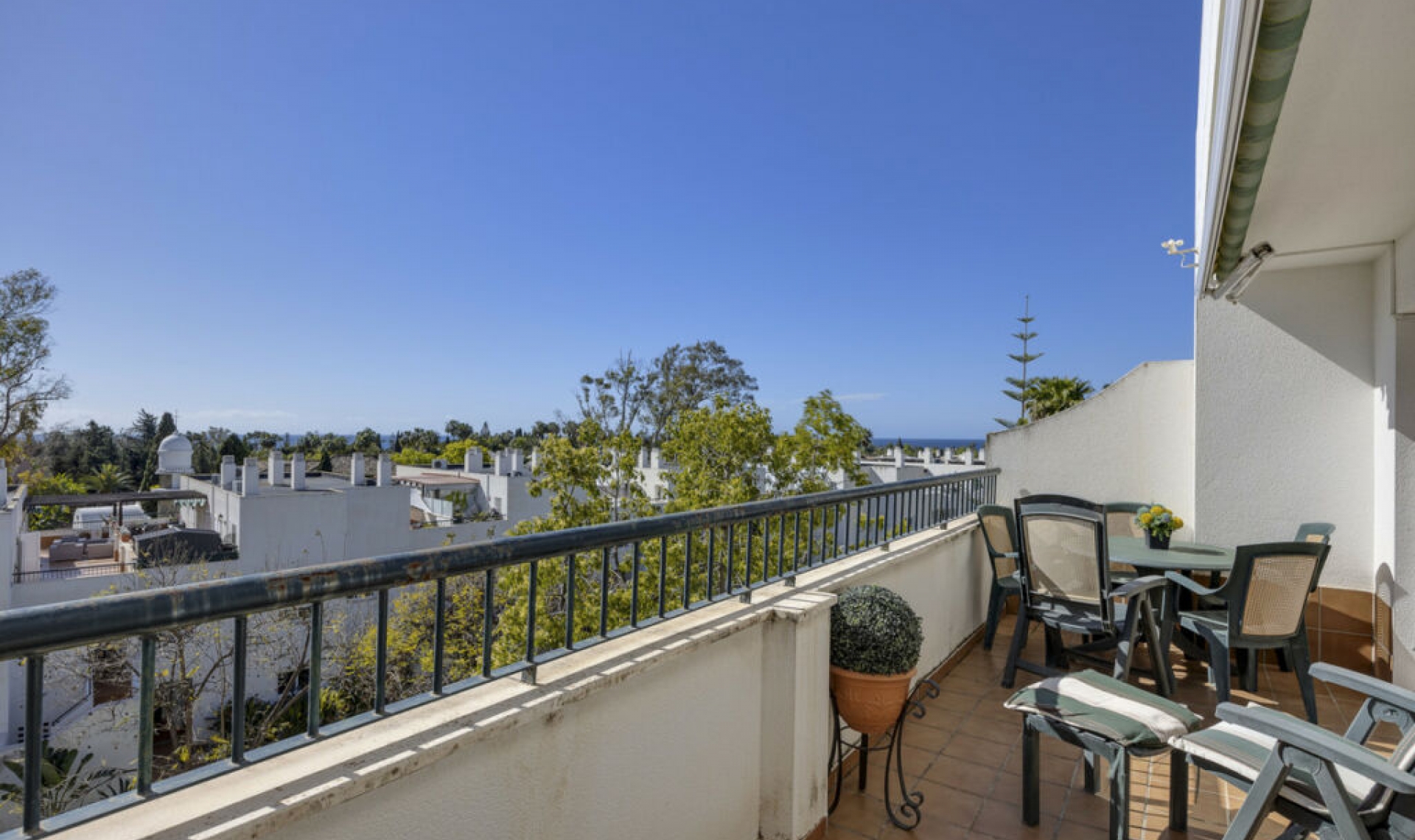 Další prodej - Apartment -
Guadalmina Baja