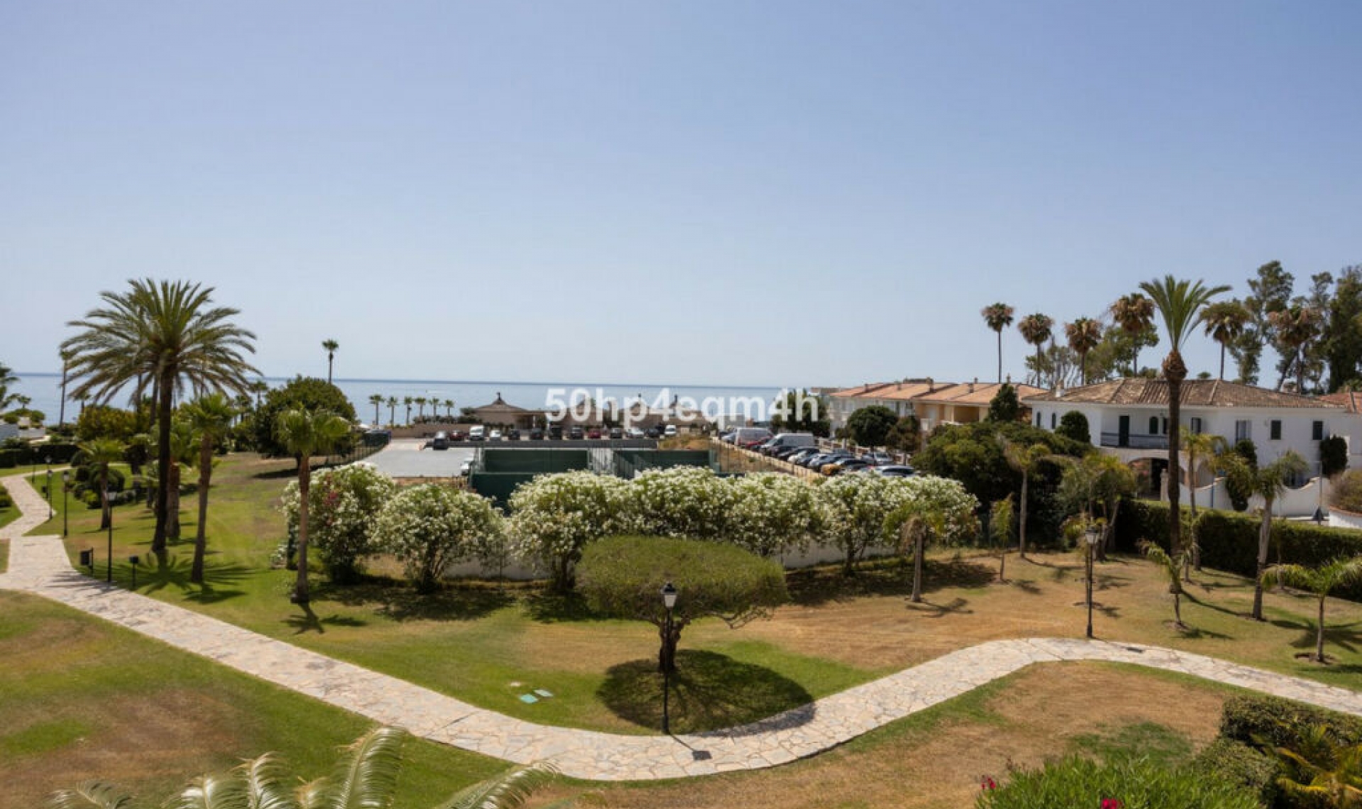 Další prodej - Apartment -
Guadalmina Baja