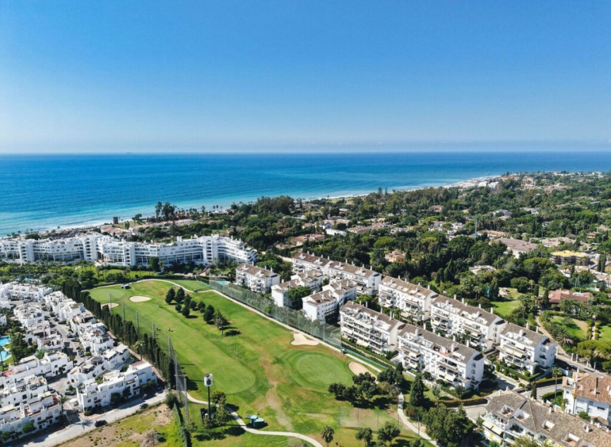Další prodej - Apartment -
Guadalmina Baja