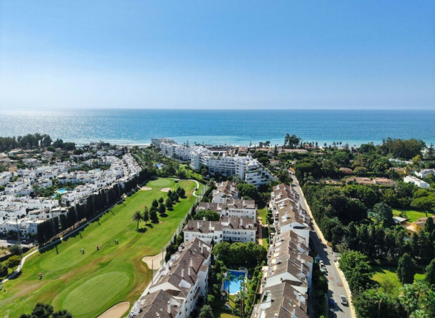 Další prodej - Apartment -
Guadalmina Baja