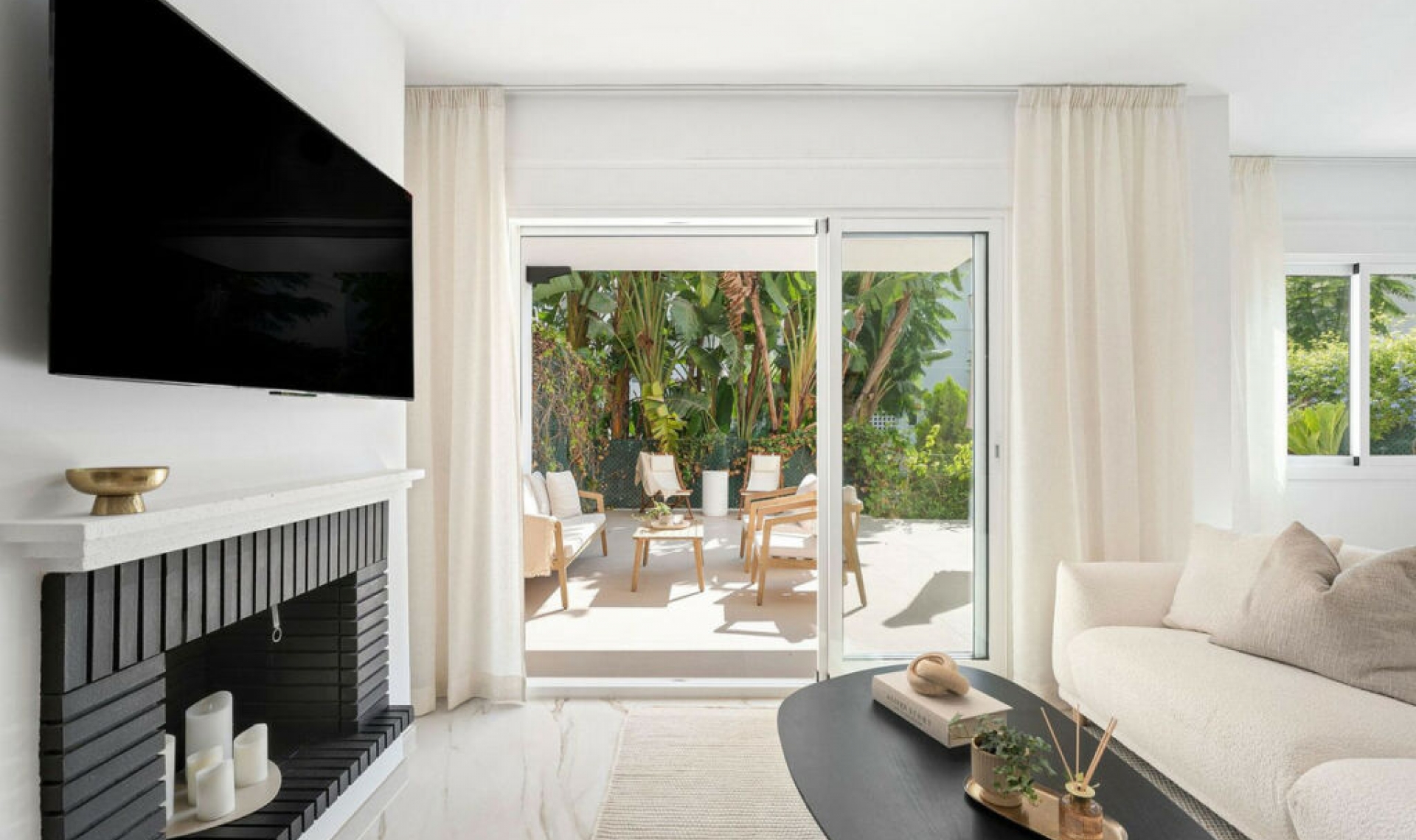 Další prodej - Apartment -
Guadalmina Baja