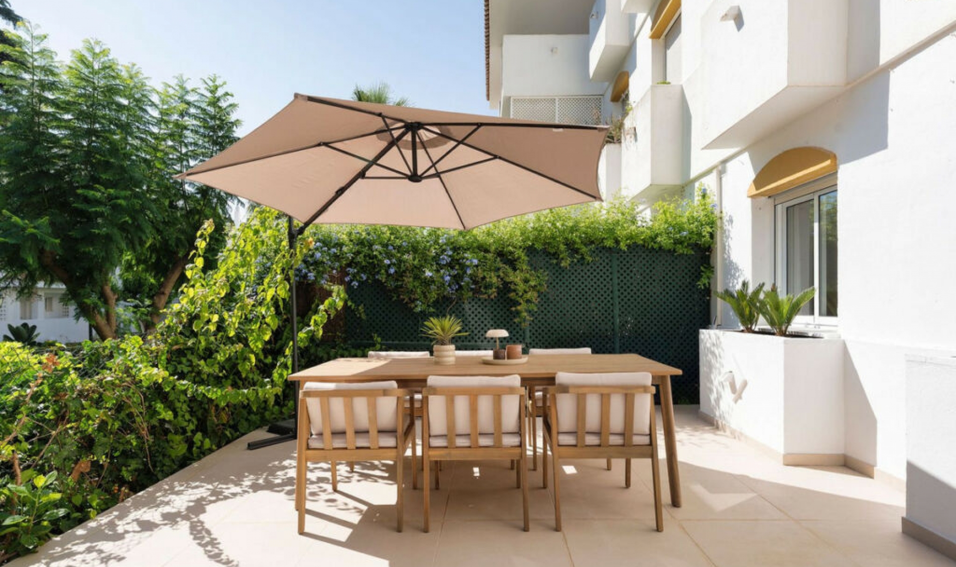 Další prodej - Apartment -
Guadalmina Baja