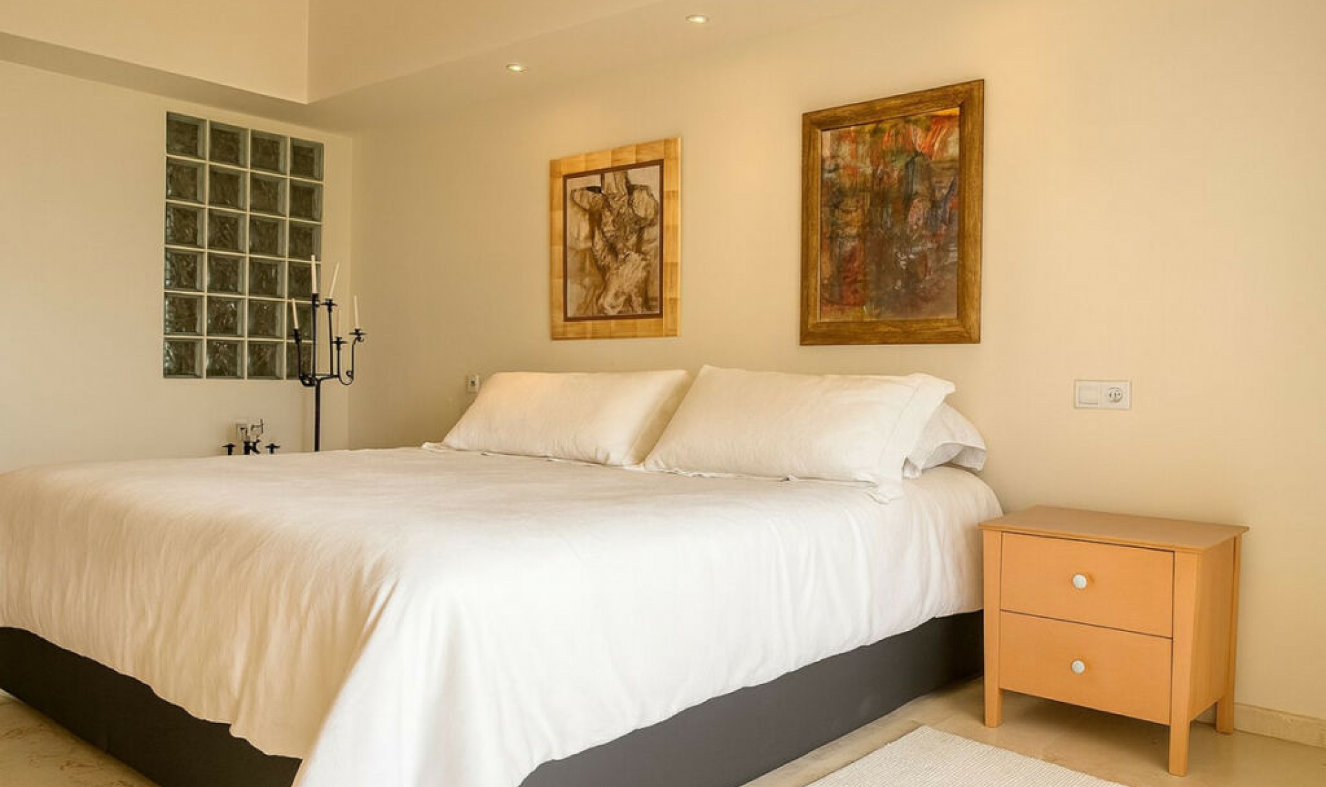 Další prodej - Apartment -
Guadalmina Baja