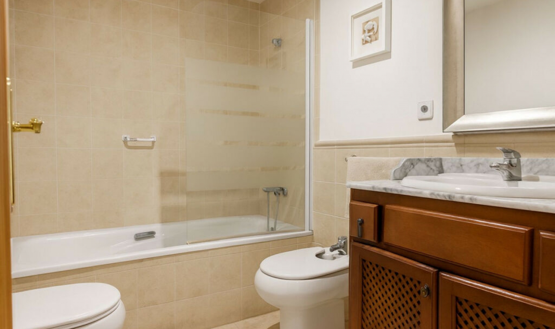Další prodej - Apartment -
Guadalmina Baja