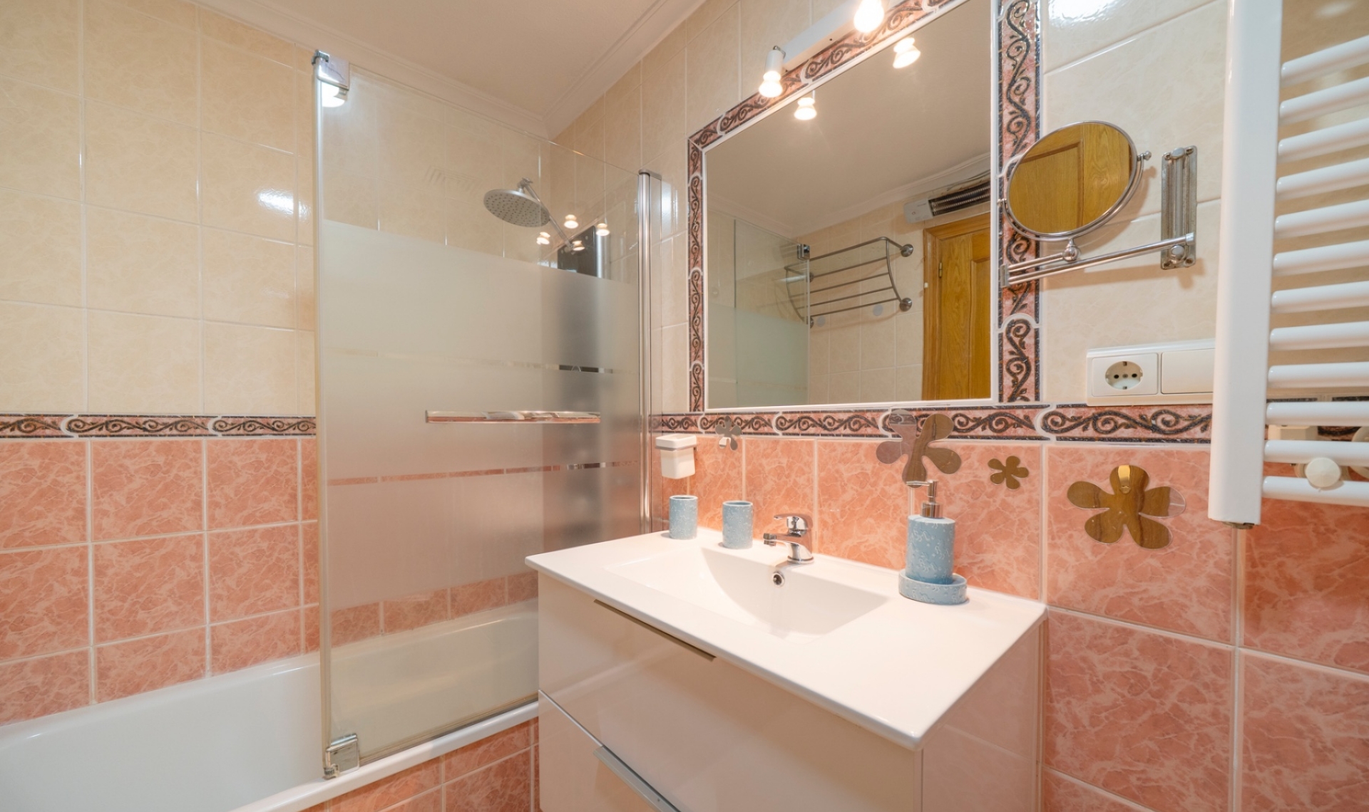 Další prodej - Apartment -
Guardamar del Segura - Pueblo