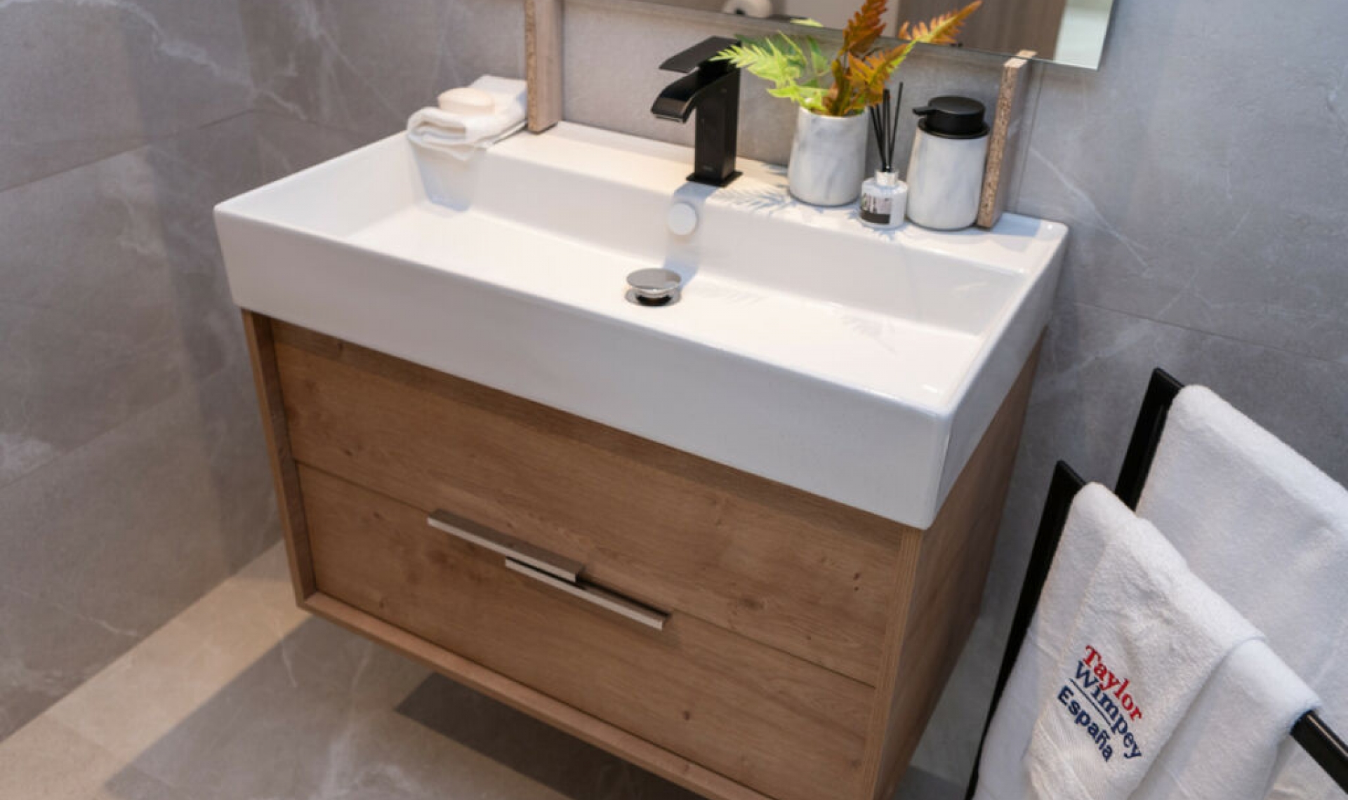 Další prodej - Apartment -
Istán