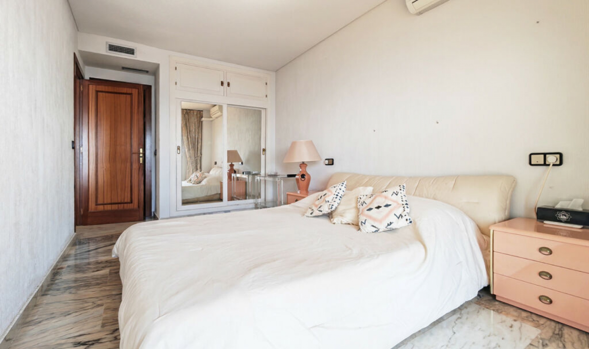 Další prodej - Apartment -
Los Boliches
