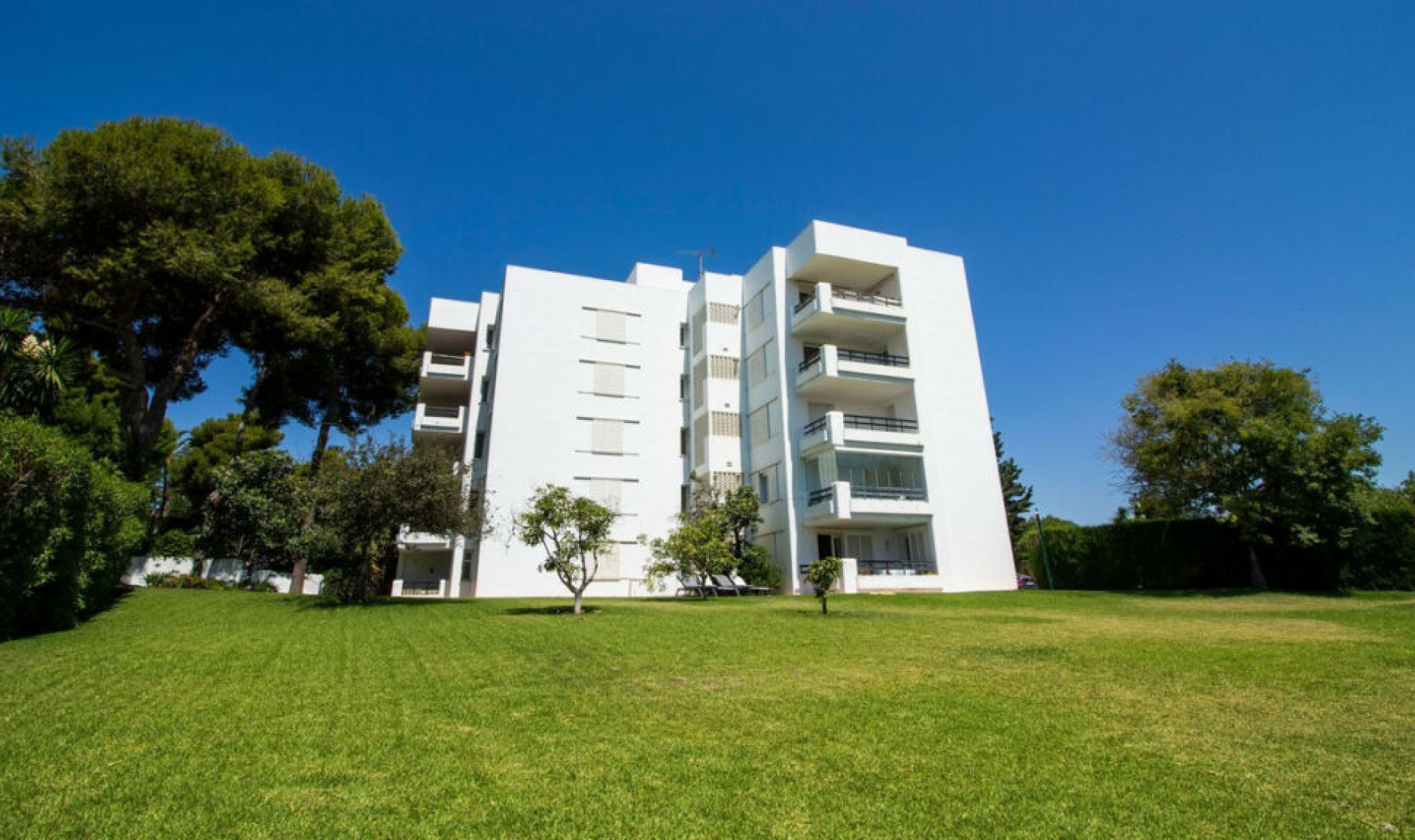 Další prodej - Apartment -
Los Monteros