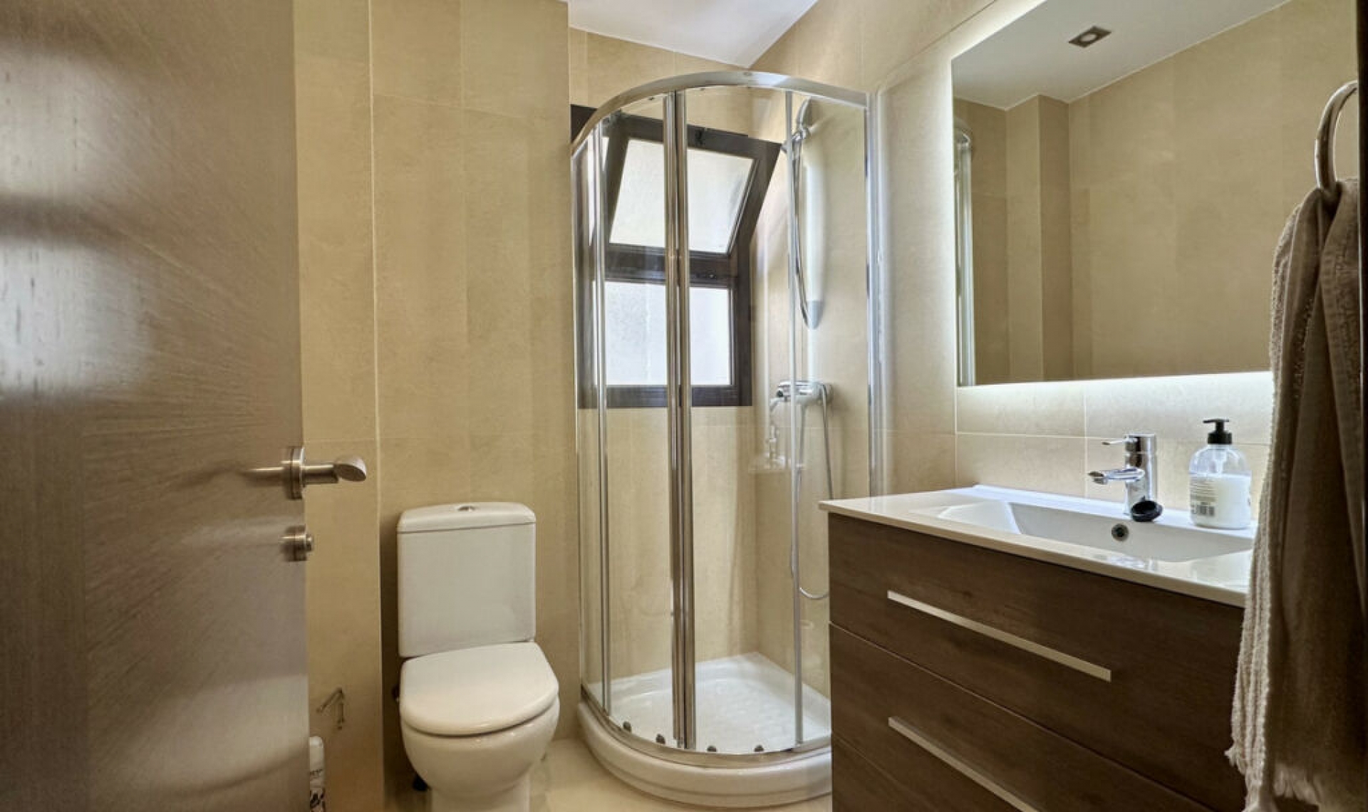 Další prodej - Apartment -
Los Pacos