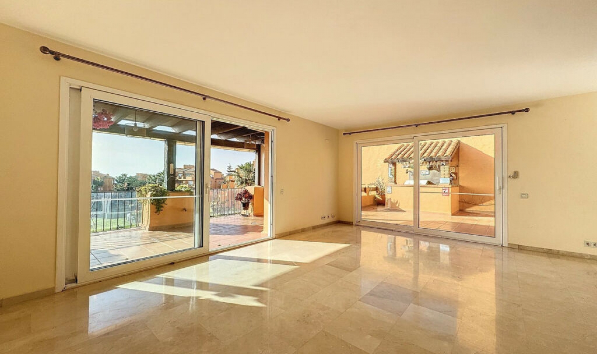 Další prodej - Apartment -
Manilva