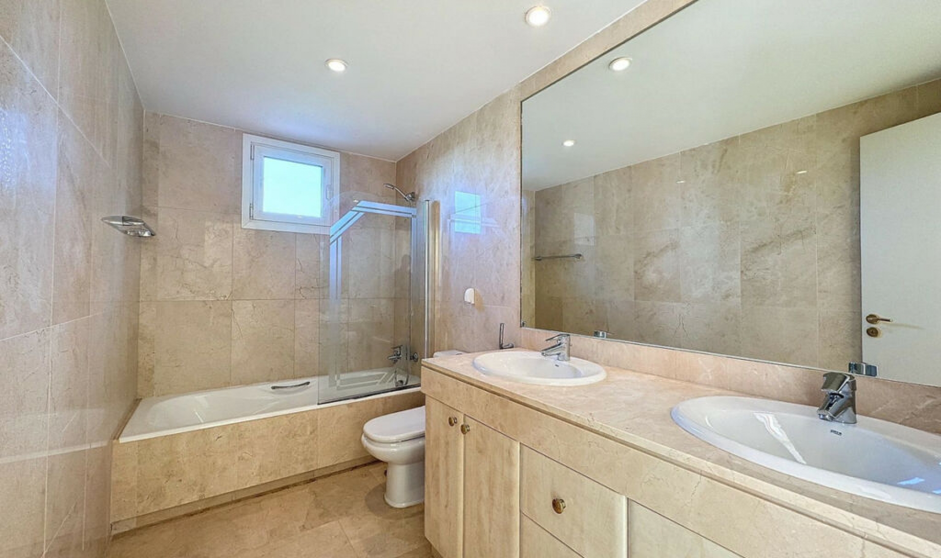 Další prodej - Apartment -
Manilva