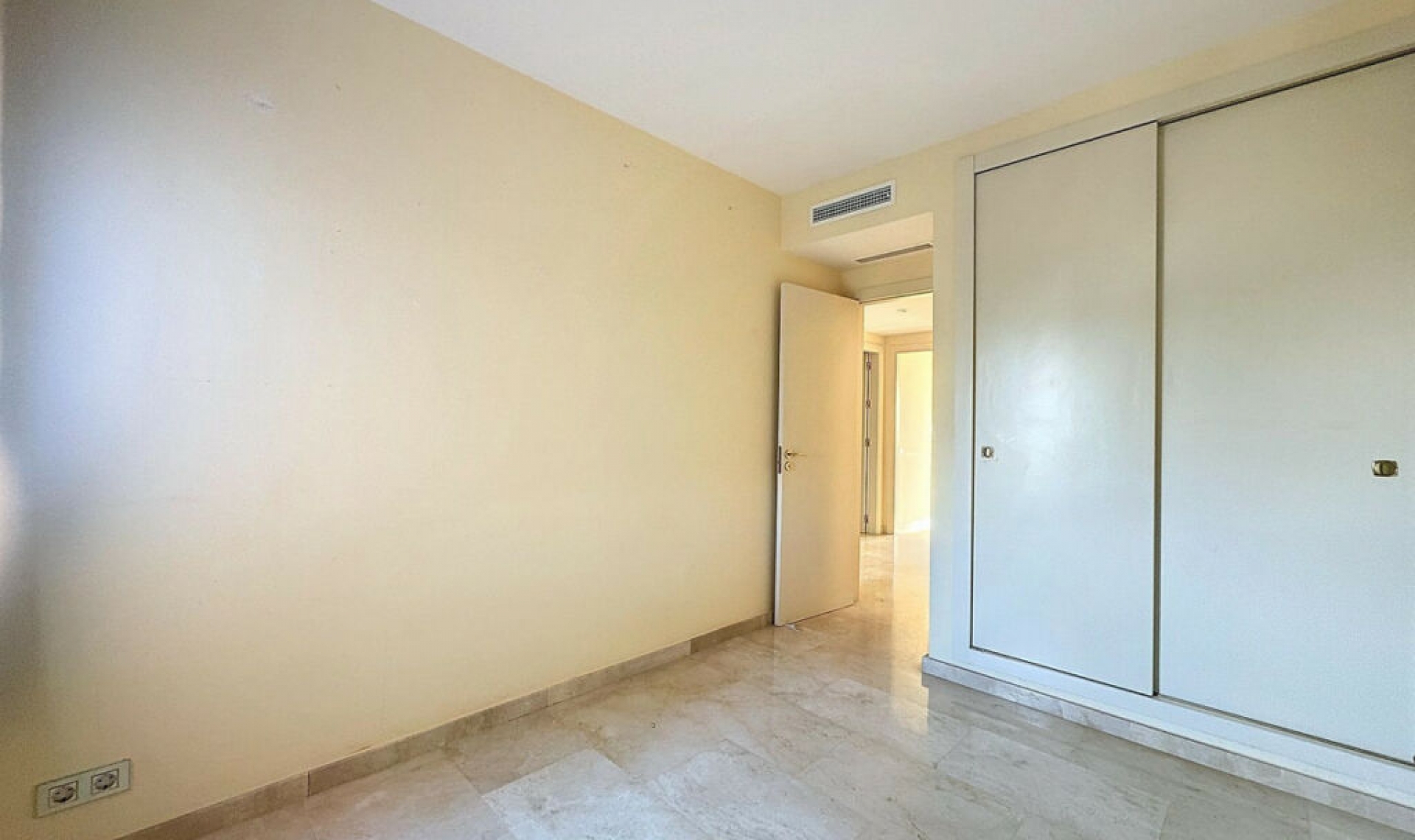 Další prodej - Apartment -
Manilva