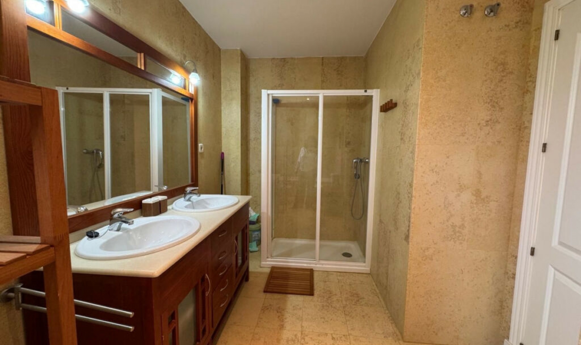 Další prodej - Apartment -
Manilva
