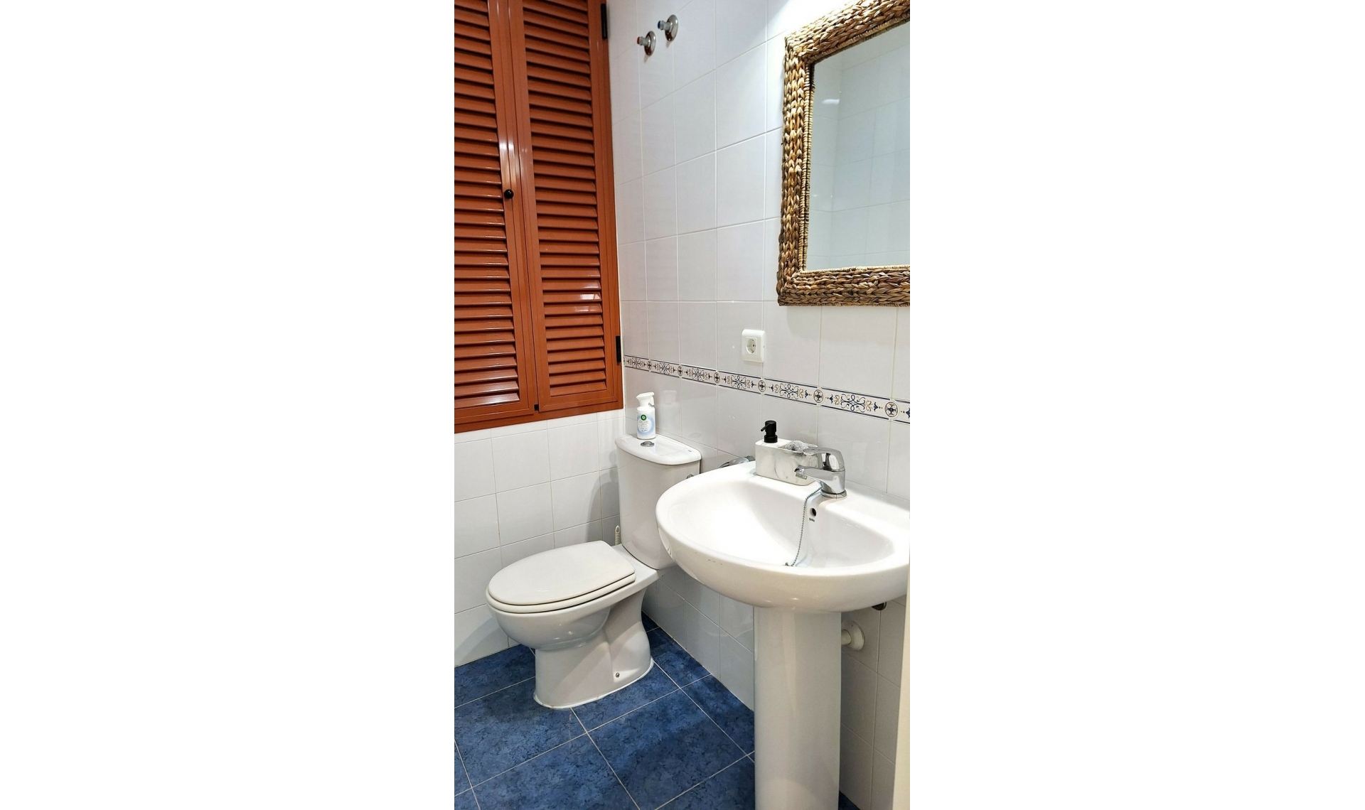 Další prodej - Apartment -
Manilva