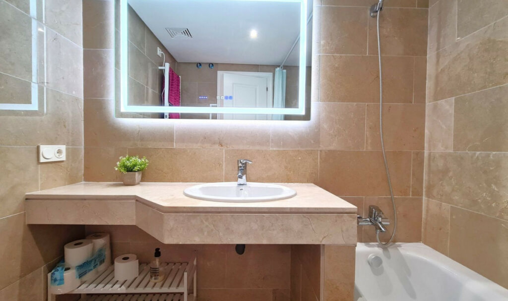Další prodej - Apartment -
Manilva