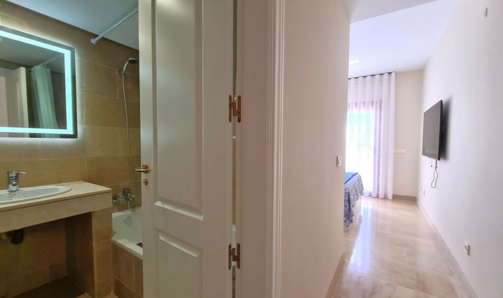 Další prodej - Apartment -
Manilva