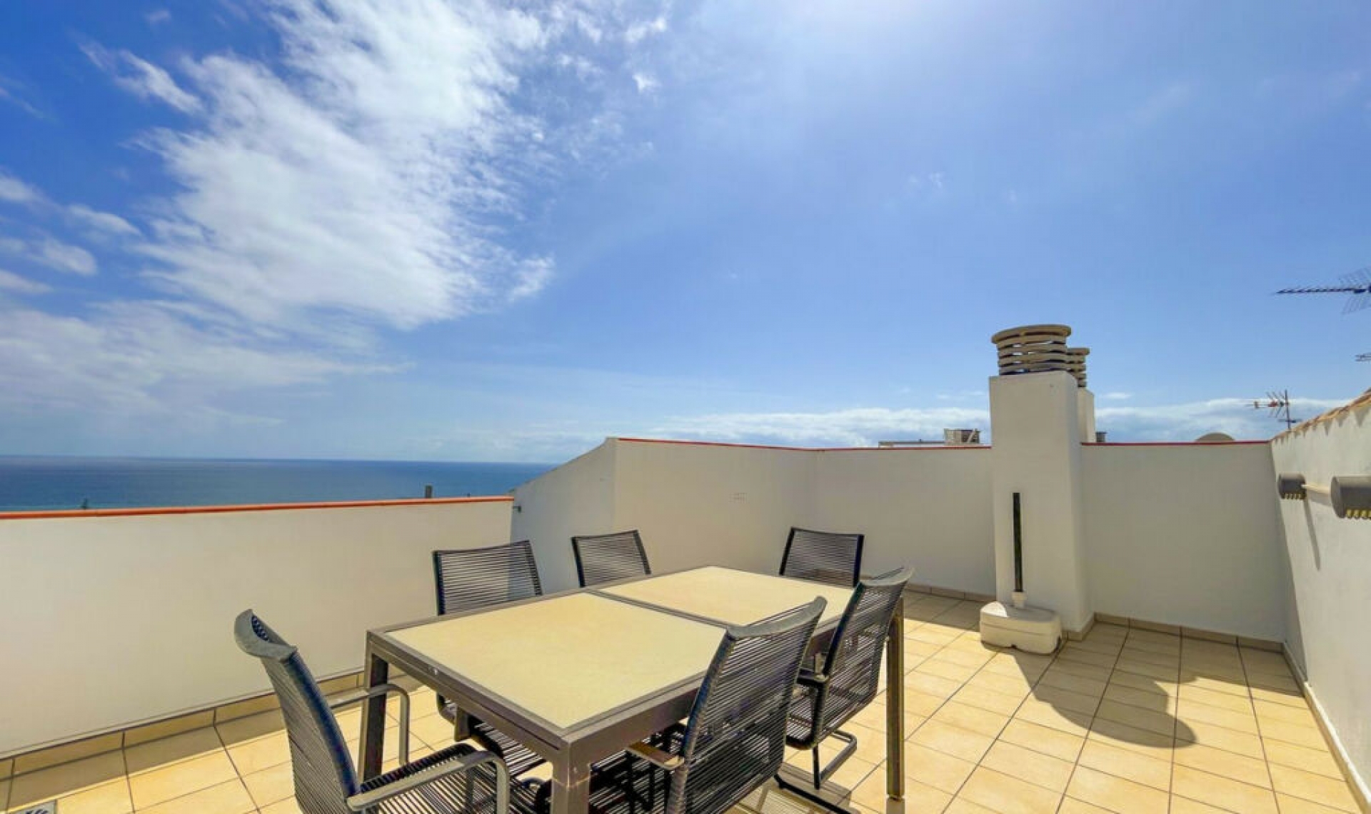 Další prodej - Apartment -
Manilva