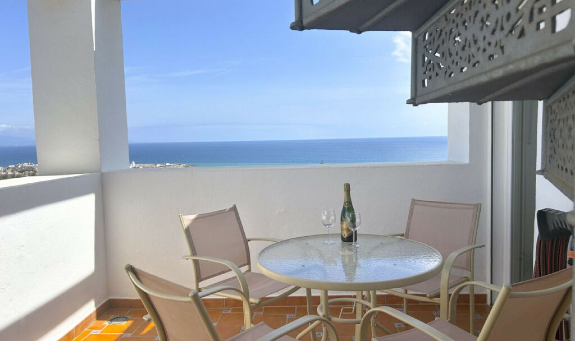 Další prodej - Apartment -
Manilva