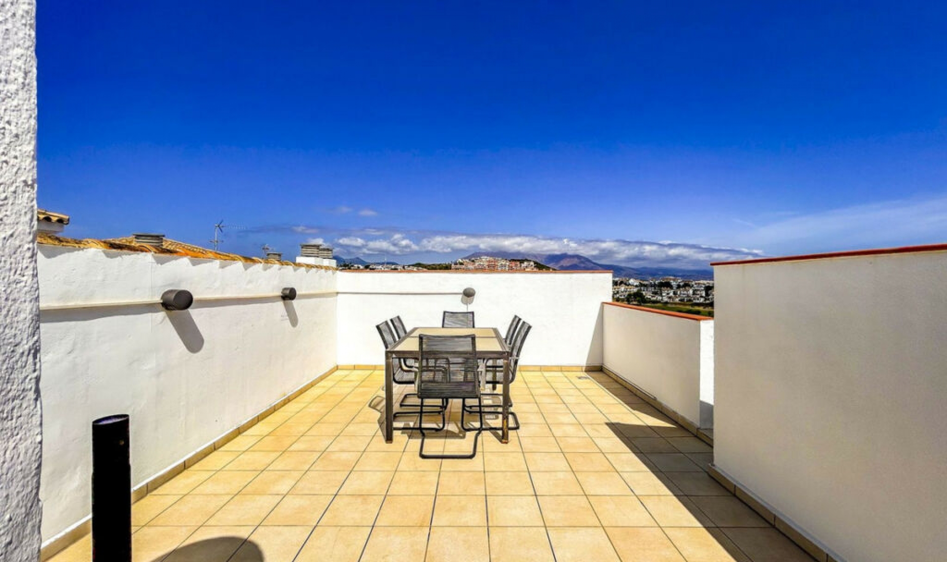 Další prodej - Apartment -
Manilva
