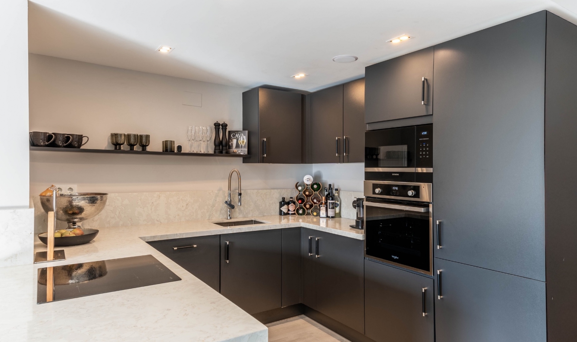 Další prodej - Apartment -
Marbella - Nueva Andalucía