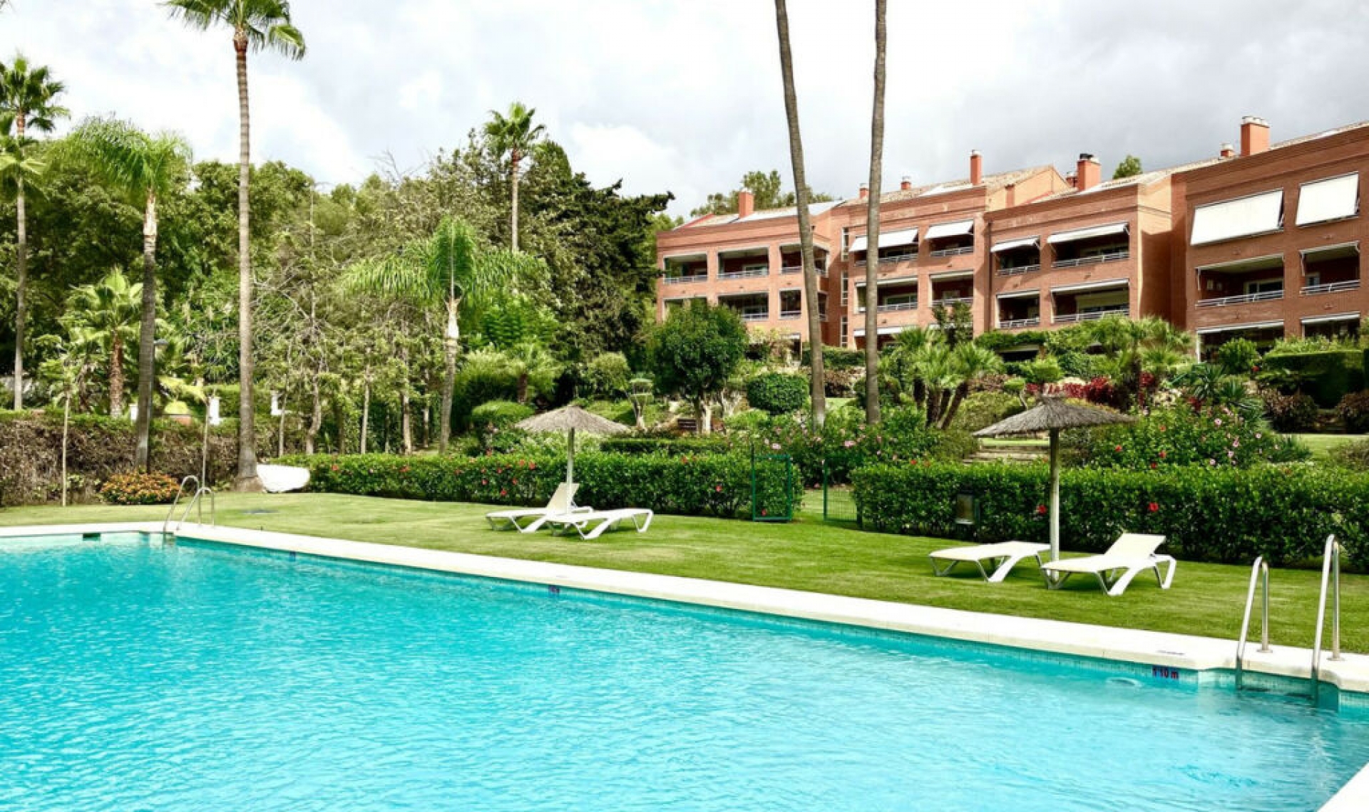 Další prodej - Apartment -
Marbella