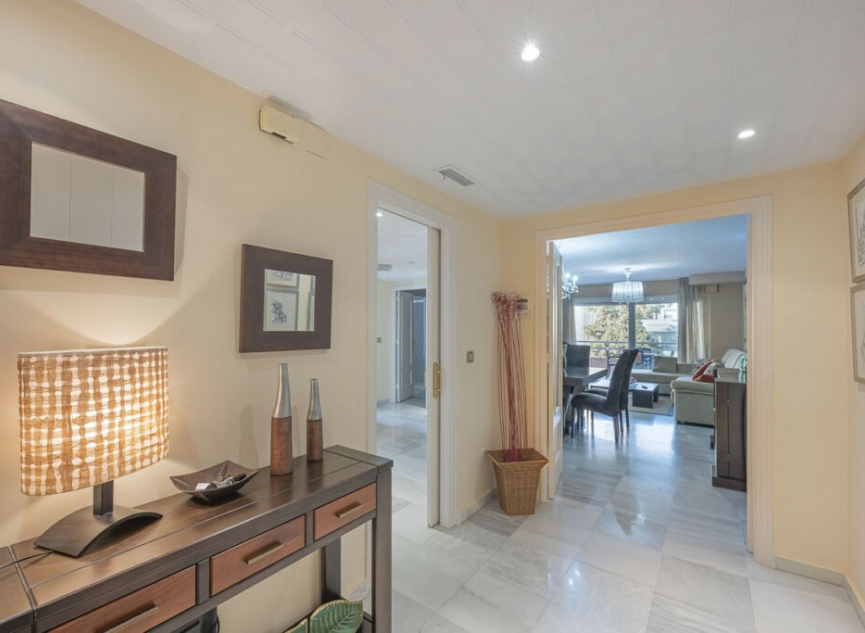 Další prodej - Apartment -
Marbella