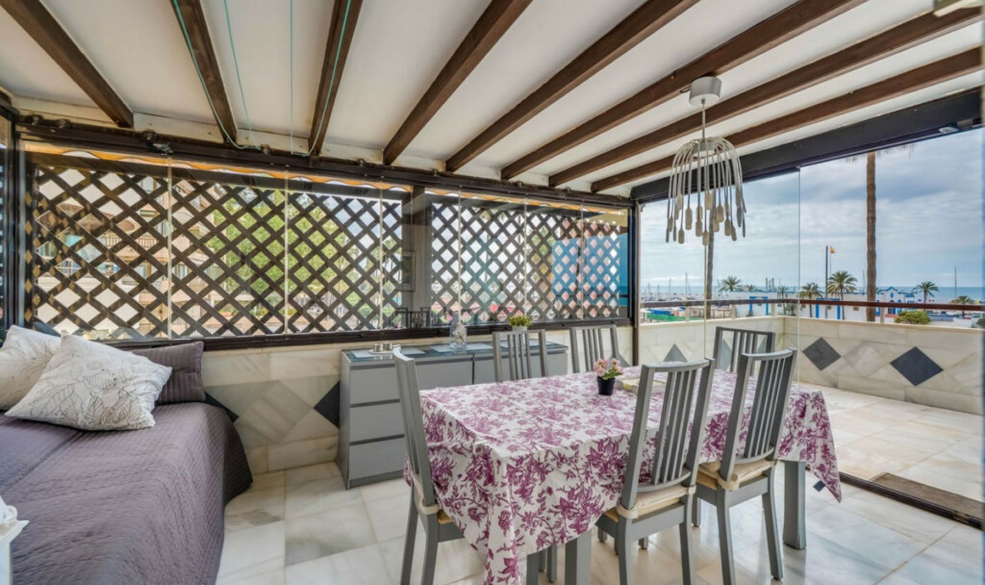 Další prodej - Apartment -
Marbella