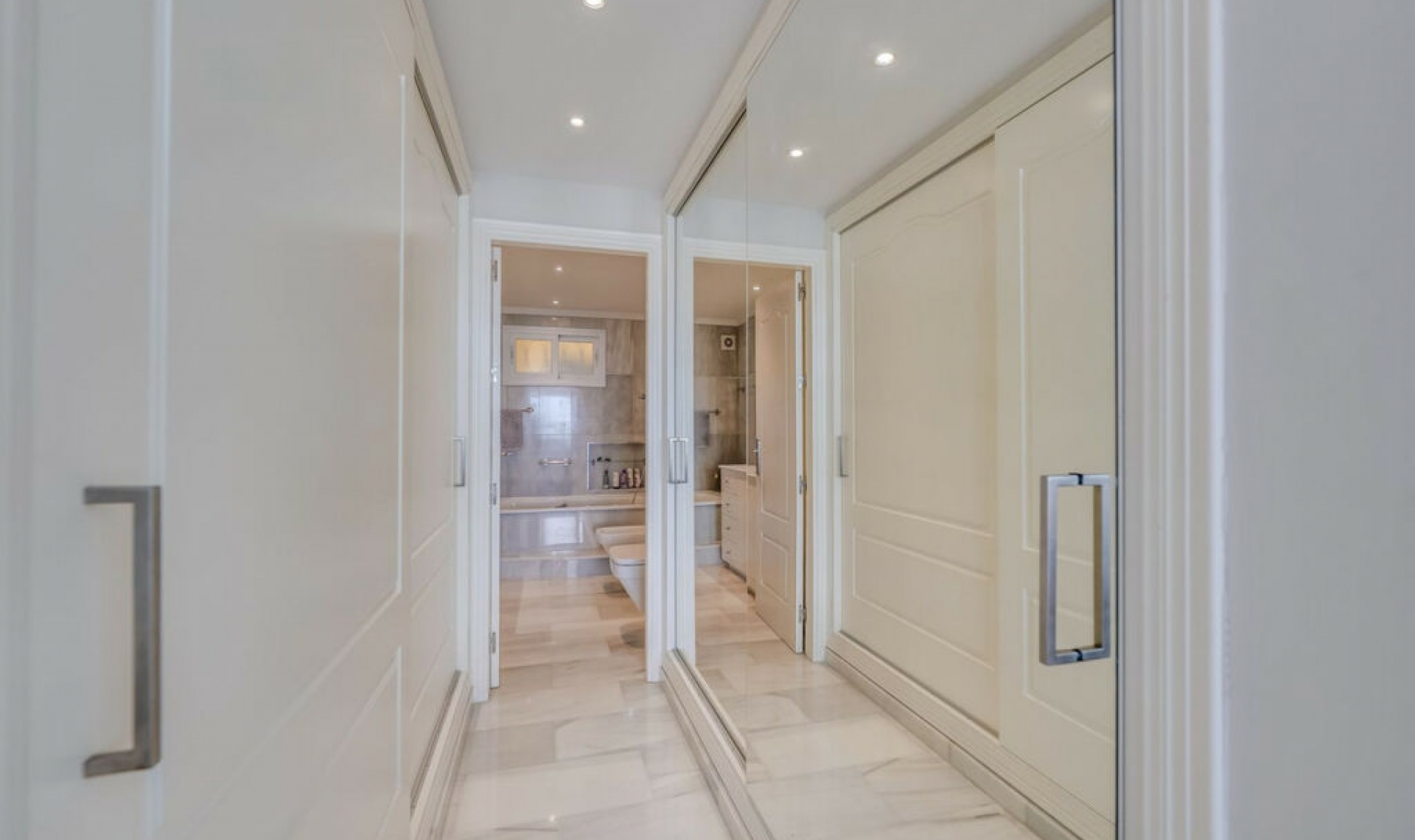 Další prodej - Apartment -
Marbella