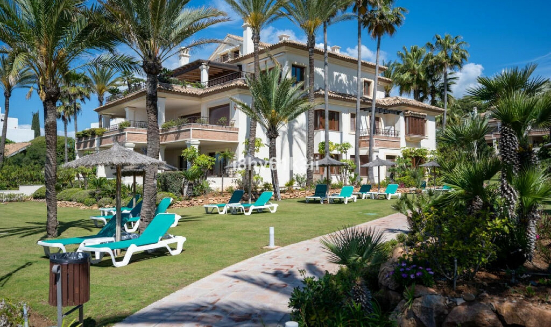 Další prodej - Apartment -
Marbella
