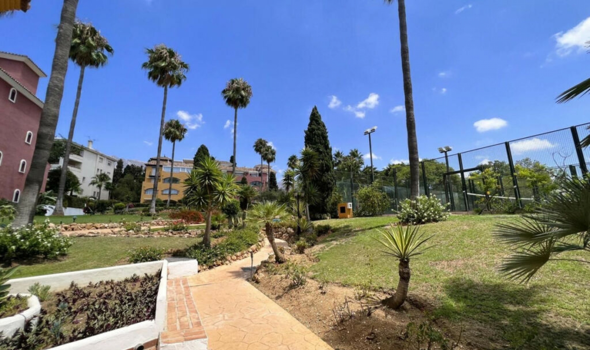 Další prodej - Apartment -
Marbella