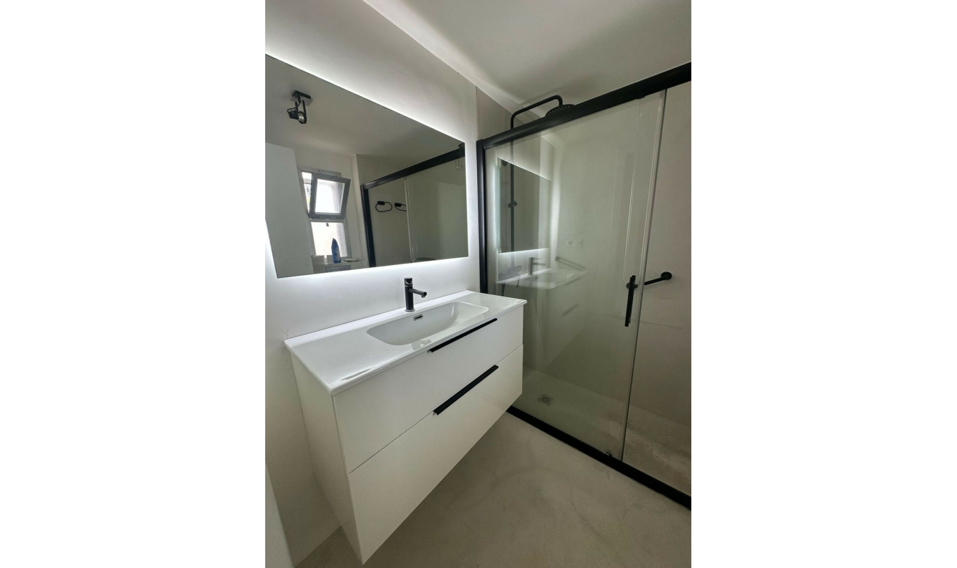 Další prodej - Apartment -
Marbella