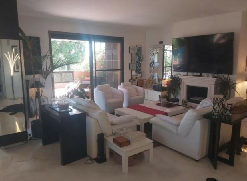 Další prodej - Apartment -
Marbella