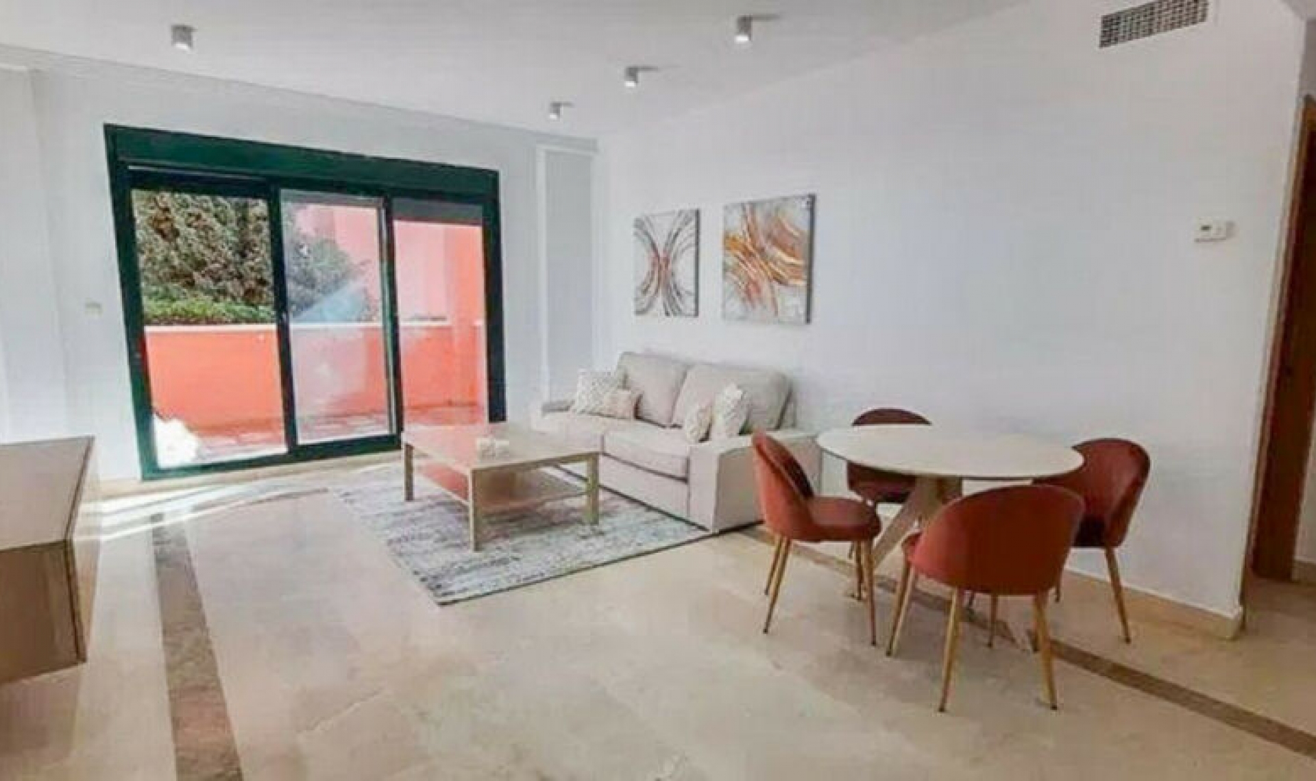 Další prodej - Apartment -
Marbesa