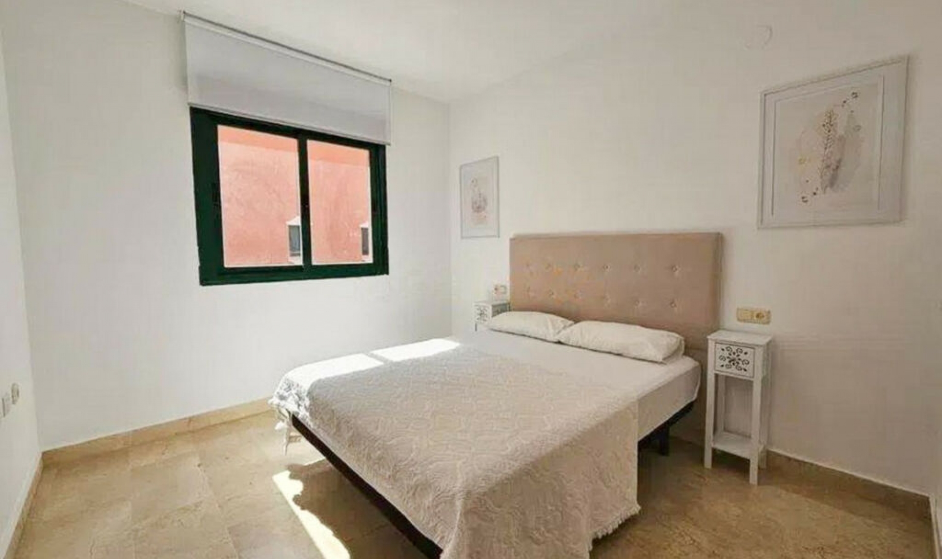 Další prodej - Apartment -
Marbesa