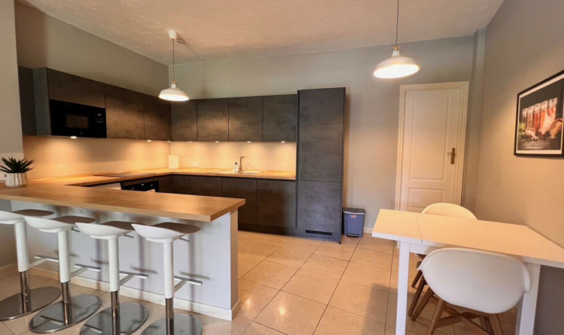 Další prodej - Apartment -
Marbesa