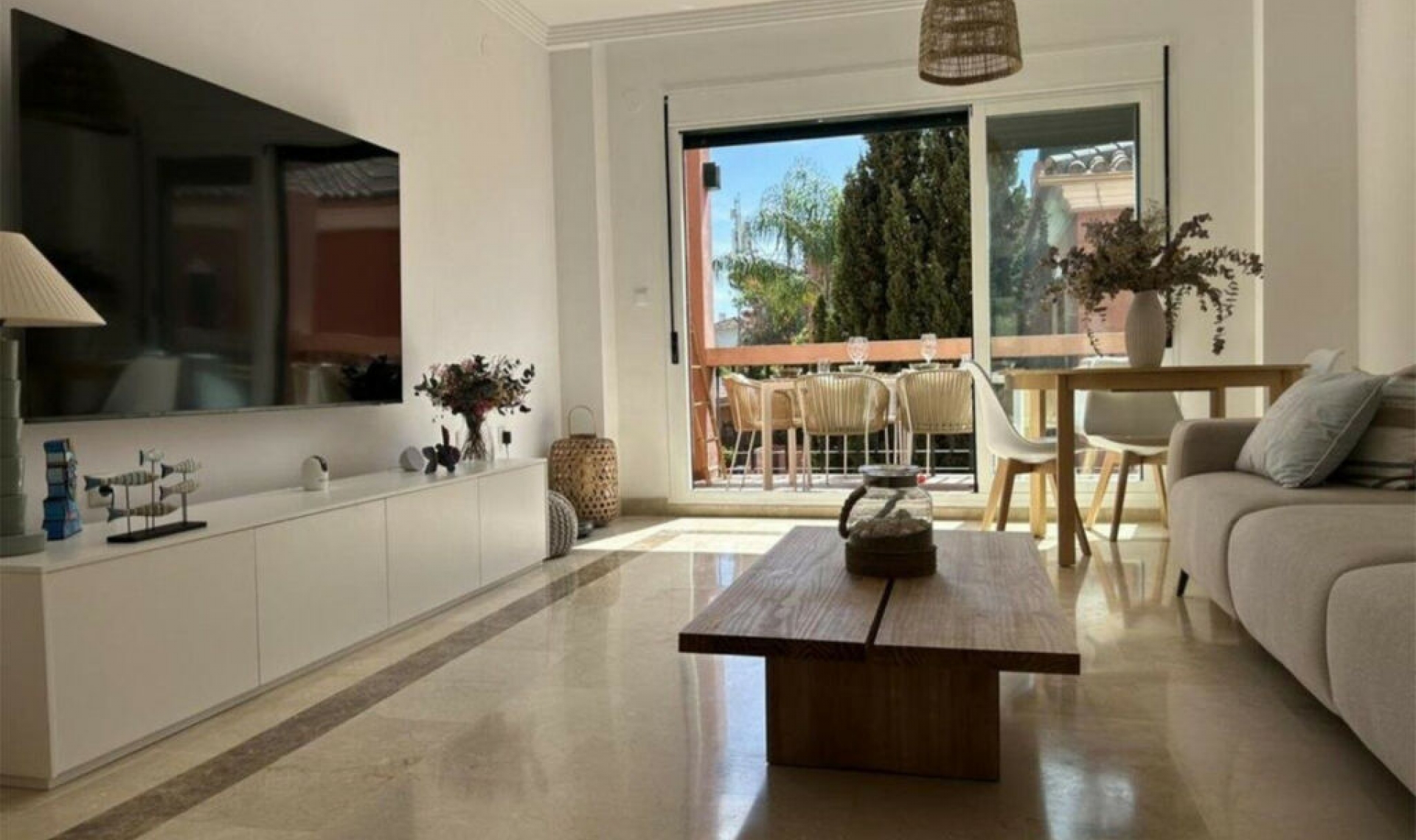 Další prodej - Apartment -
Marbesa