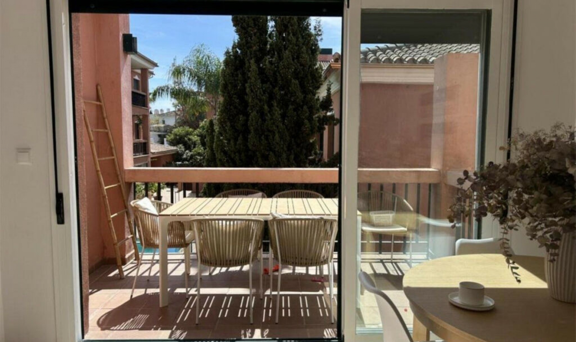 Další prodej - Apartment -
Marbesa