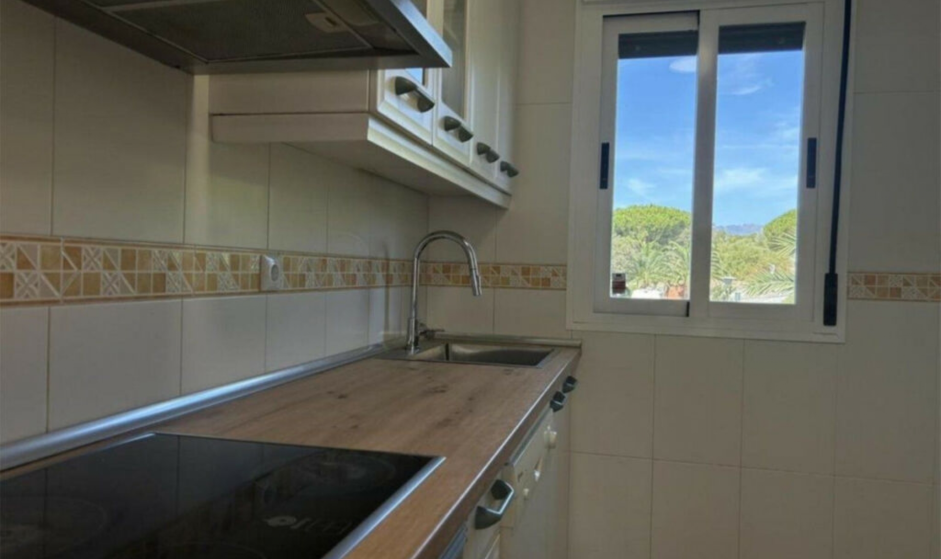 Další prodej - Apartment -
Marbesa